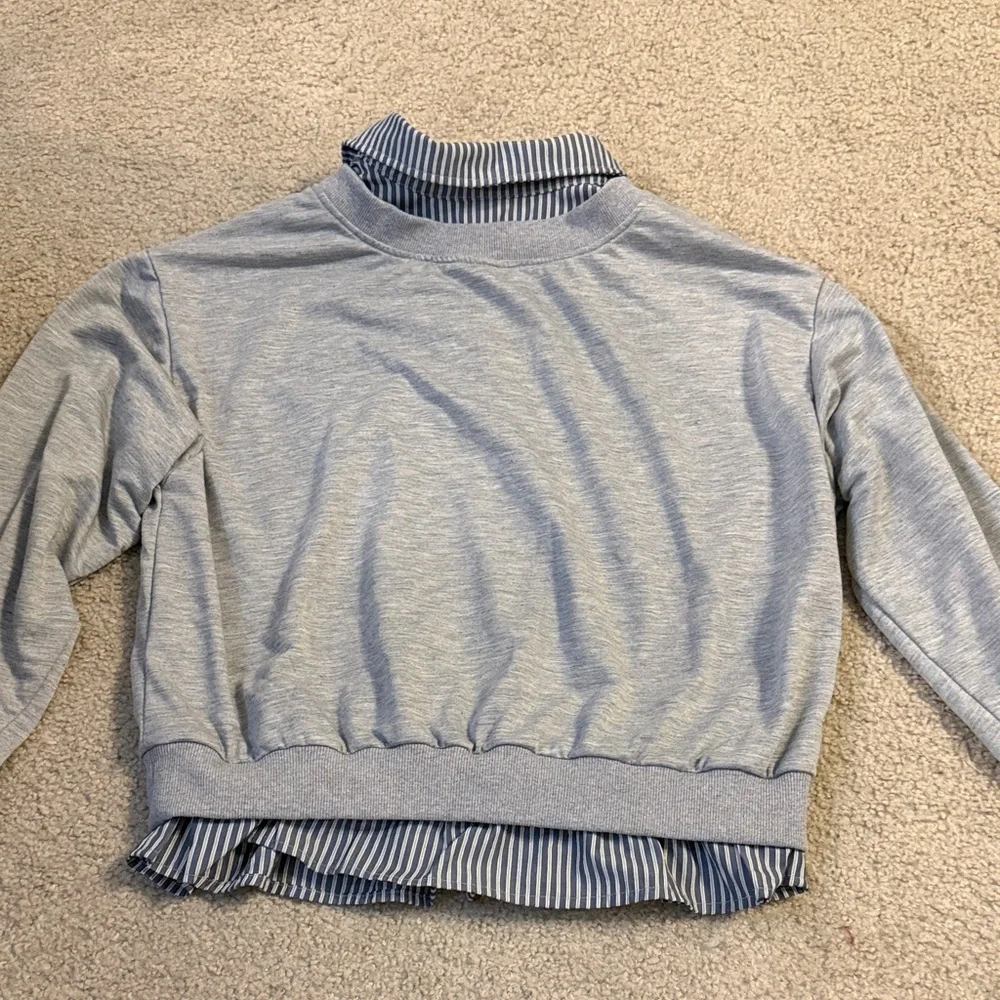 SHEIN Gray Striped Collar Sweater - Picture 2 of 2